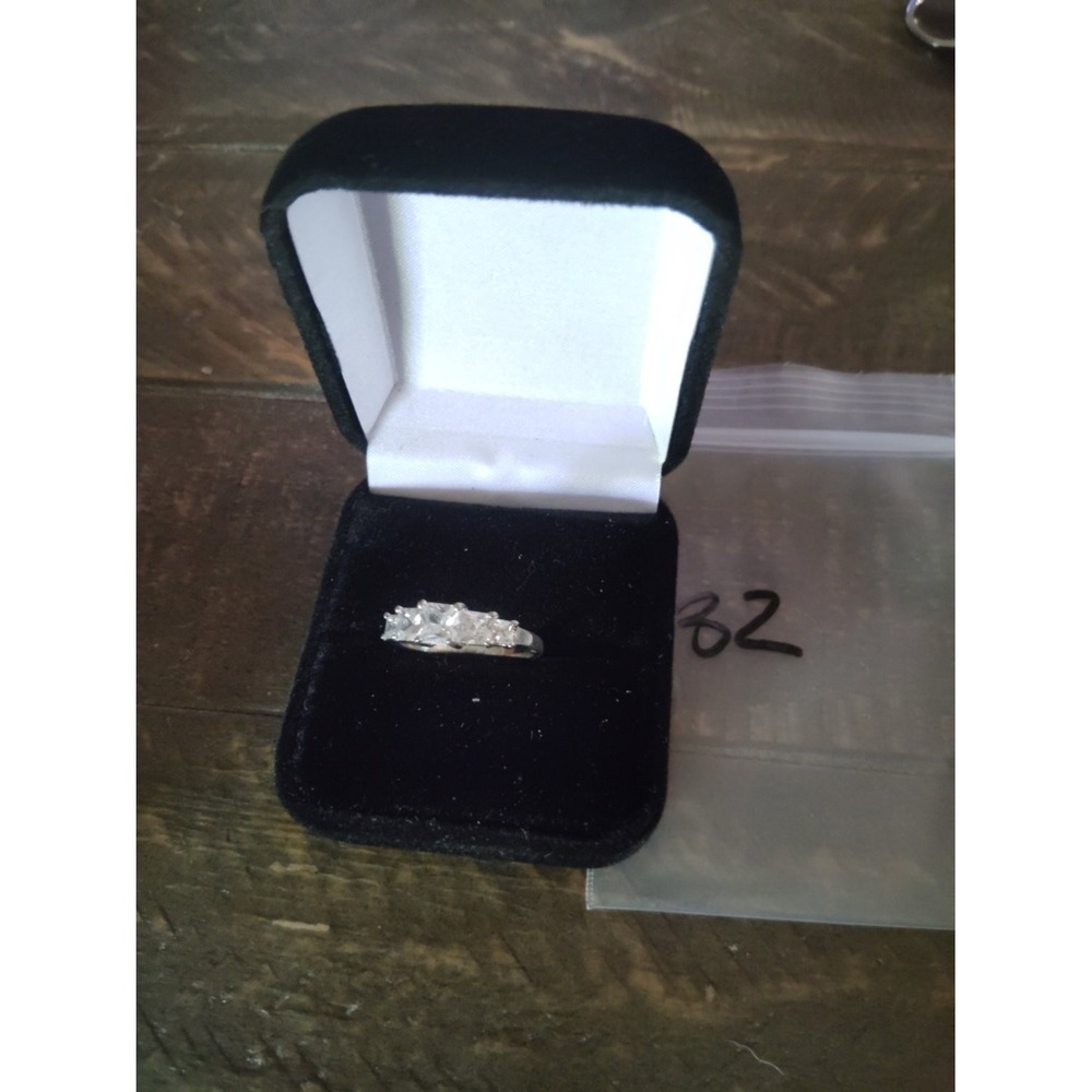 925 Five Stone Ring Band Womens Size 7.5 Princess Cut CZ prong setting
